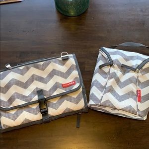 Bundle of skip hop bottle bag and changing pad